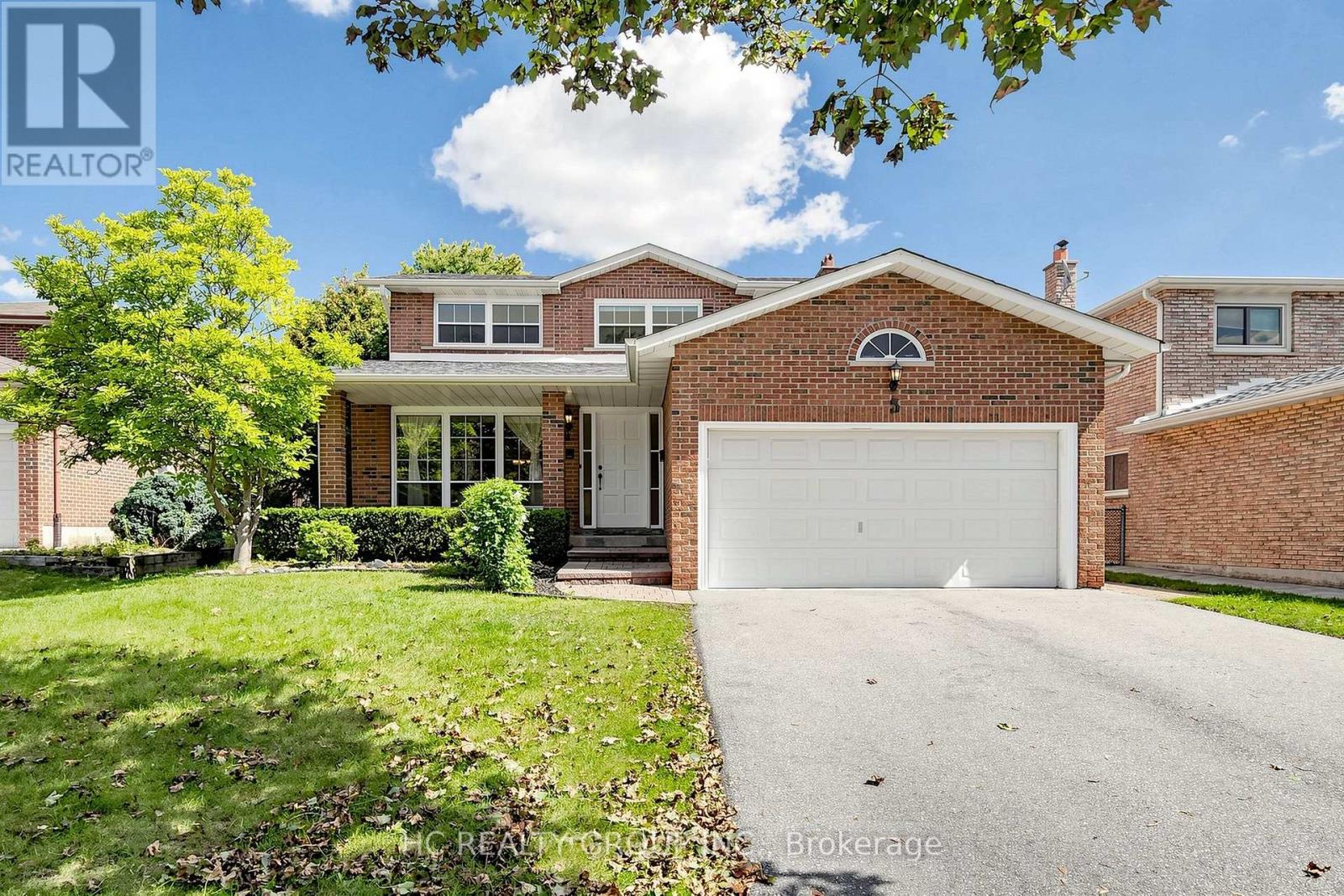 5 STANDISH CRESCENT, Markham (Sherwood-Amberglen)