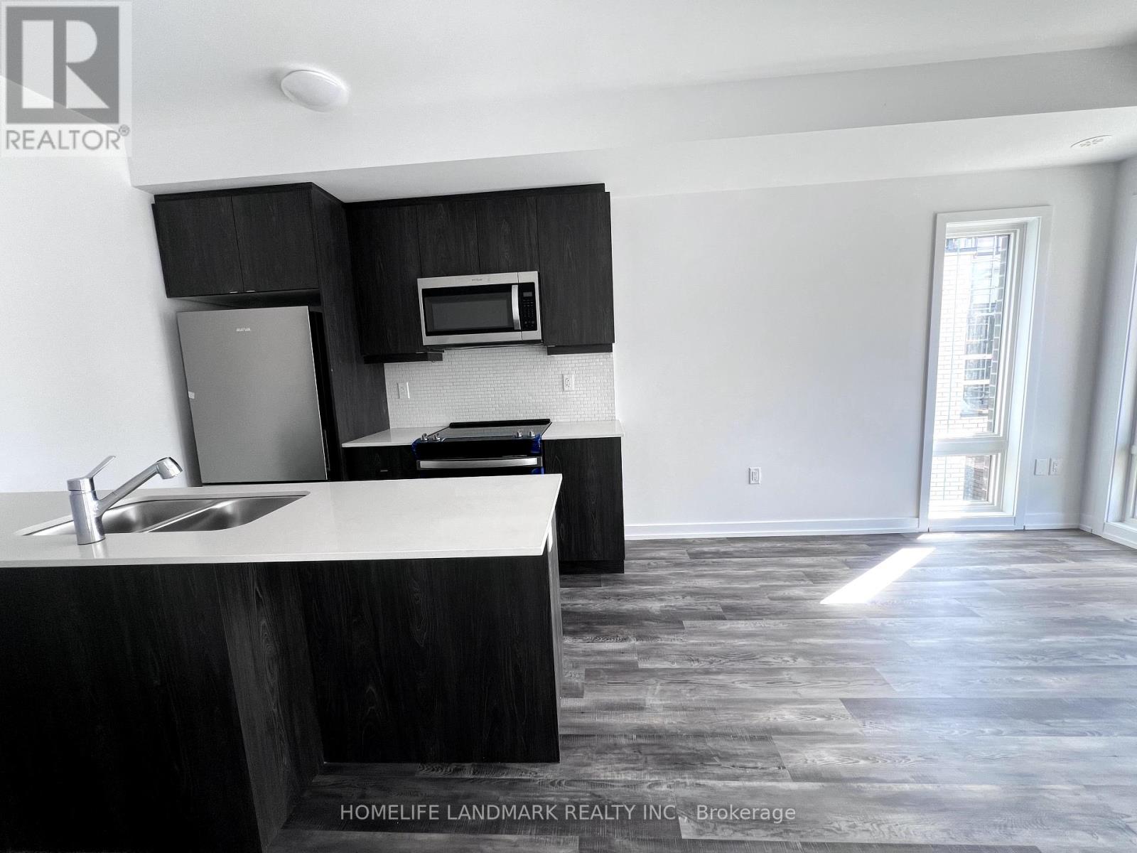 214 - 3 BANCROFT LANE E, Richmond Hill (Jefferson) — photo 2