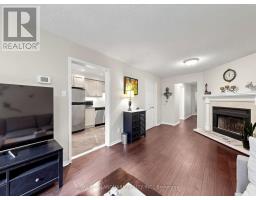 Bedroom 2 - 52 Queensmill Court, Richmond Hill, ON L4B1N3 Photo 6