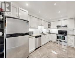 52 Queensmill Court, Richmond Hill, ON L4B1N3 Photo 9