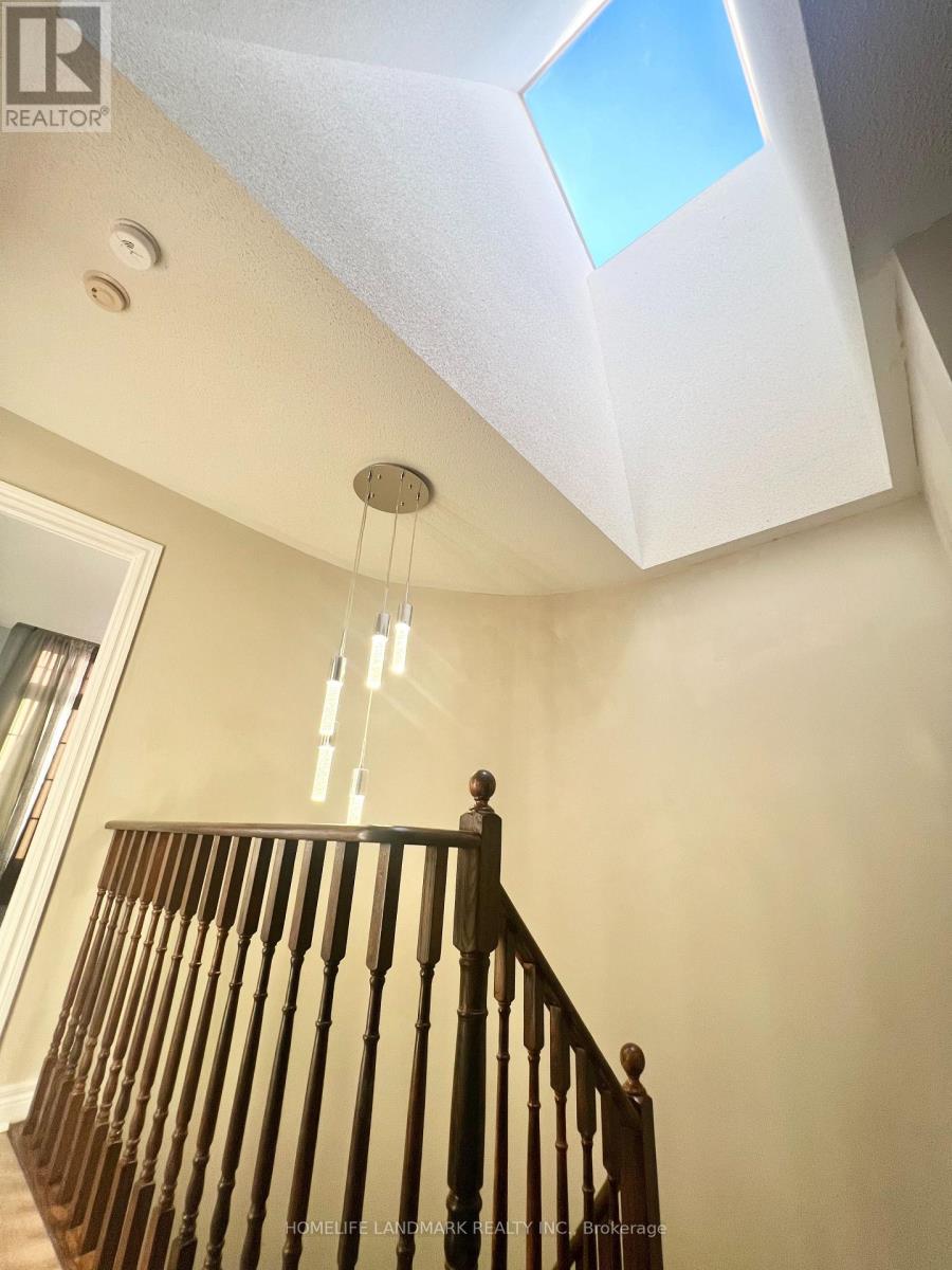 55 FONDA ROAD, Markham (Middlefield) — photo 8