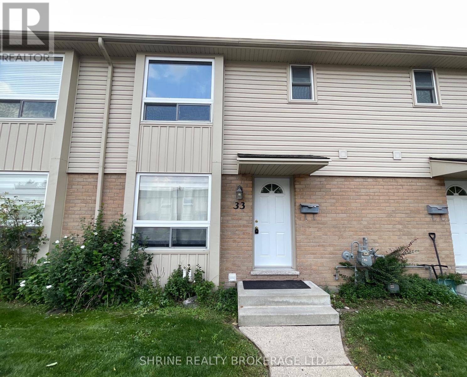 33 - 626 WHARNCLIFFE ROAD S, London South (South P) — photo 1