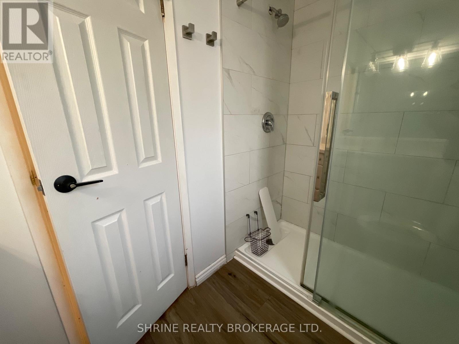 33 - 626 WHARNCLIFFE ROAD S, London South (South P) — photo 7