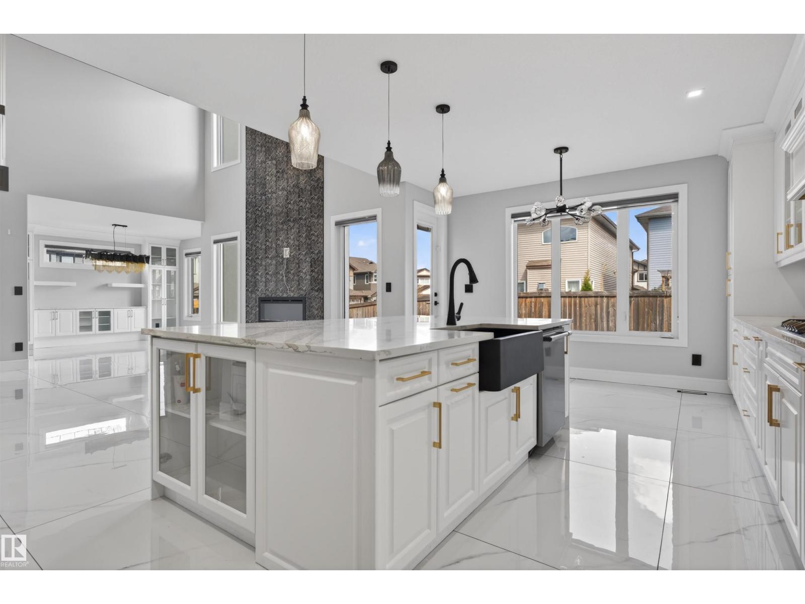 707 180 St SW - 34