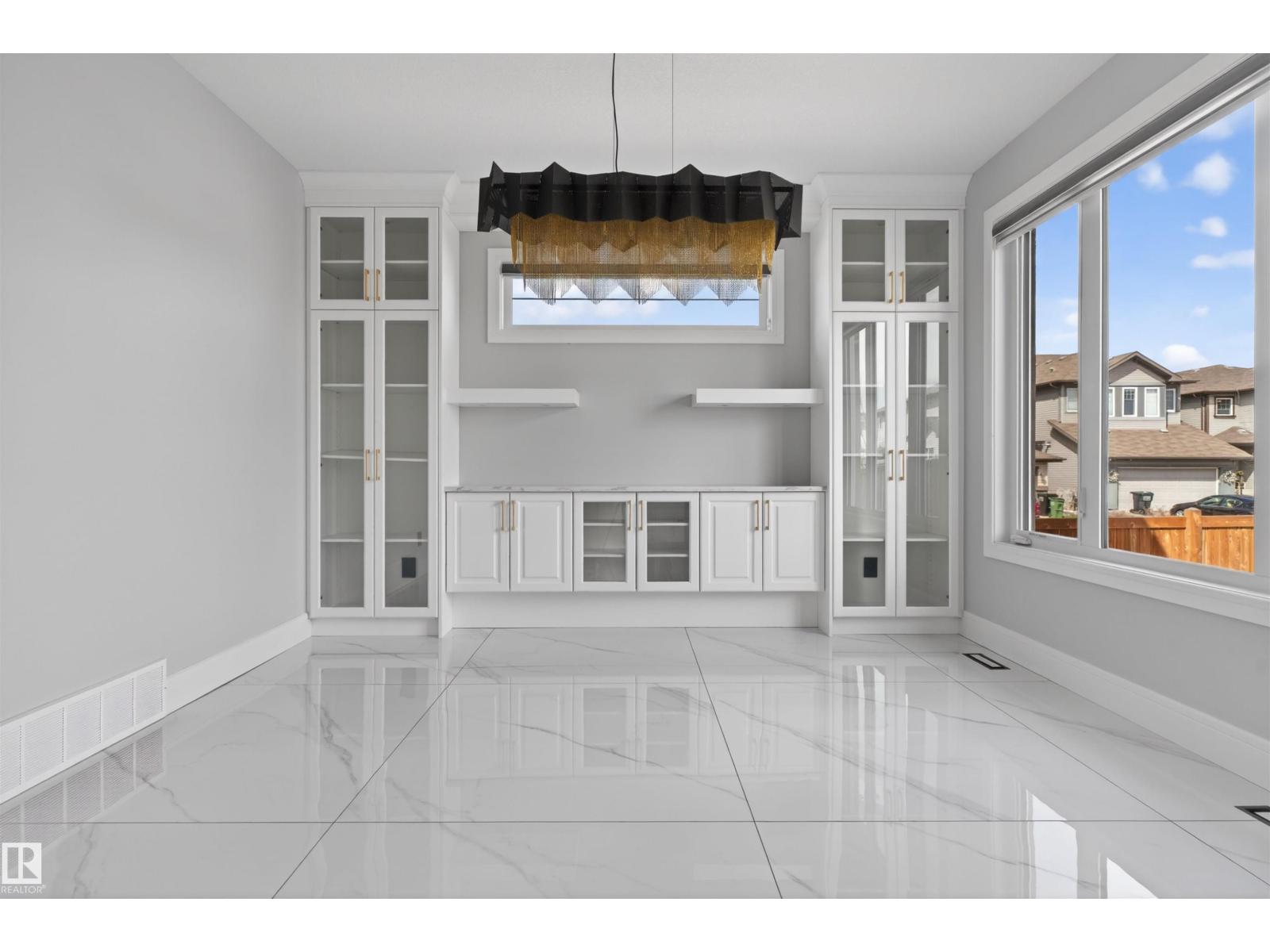 707 180 St SW - 23