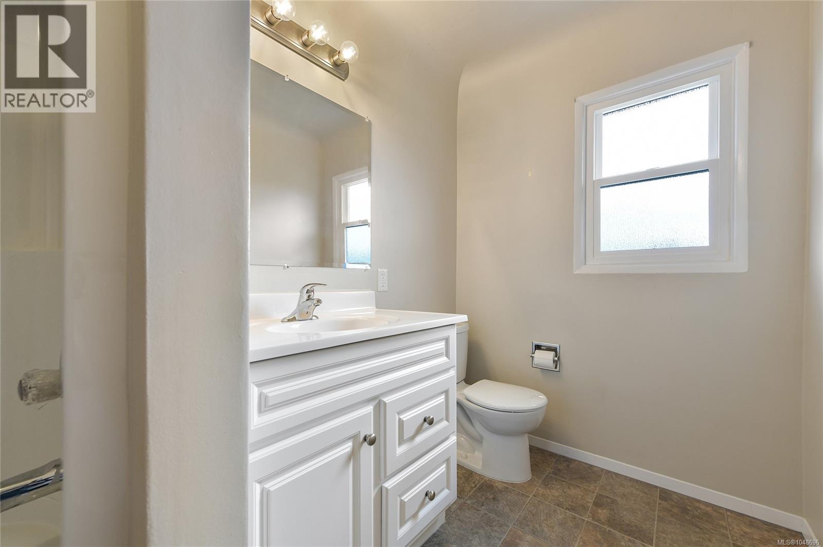 1277 Revercomb Pl - Image 19