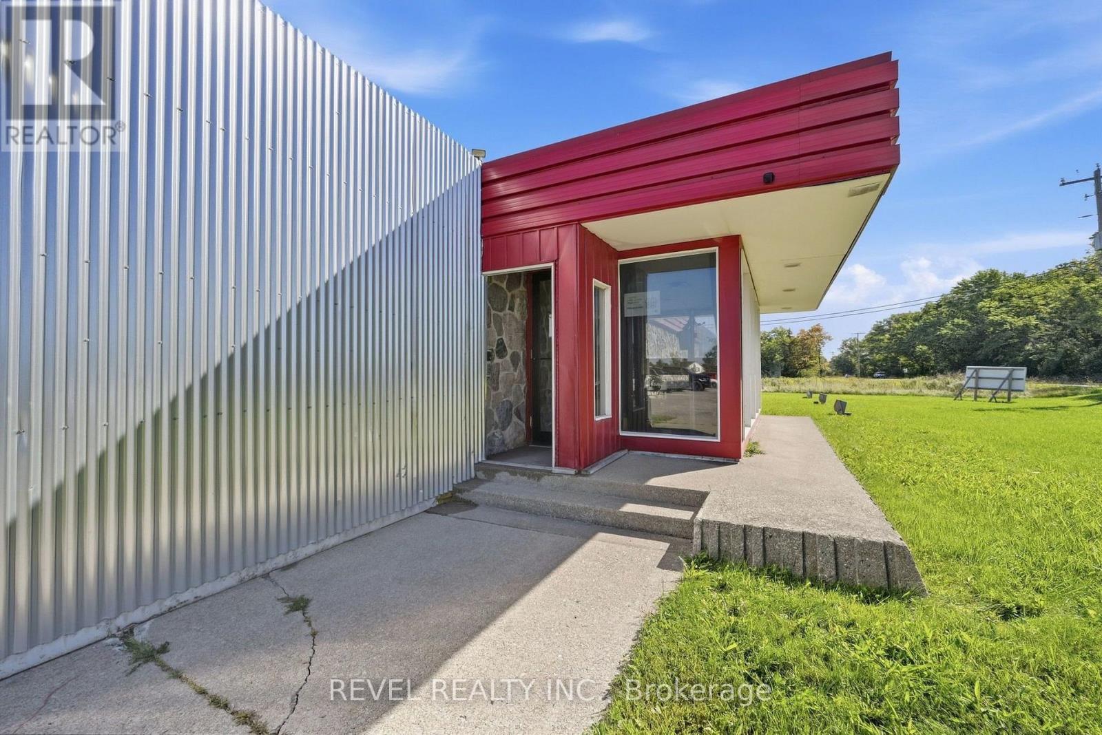 860 FORKS ROAD W, Welland (Broadway) — photo 6