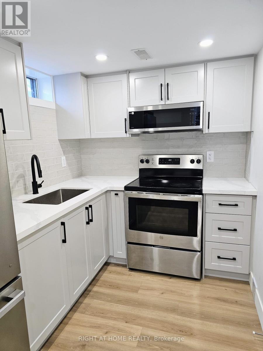 47 EASTVALE PLACE, Hamilton (McQuesten) — photo 7