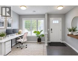 3pc Bathroom - 504 Nolan Hill Boulevard Nw, Calgary, AB T3R0Y1 Photo 11