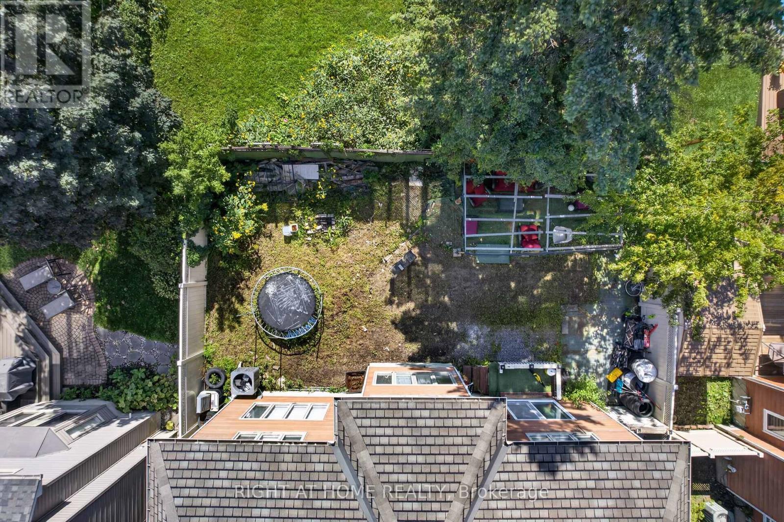 12 BASLAW DRIVE, Ottawa — photo 4