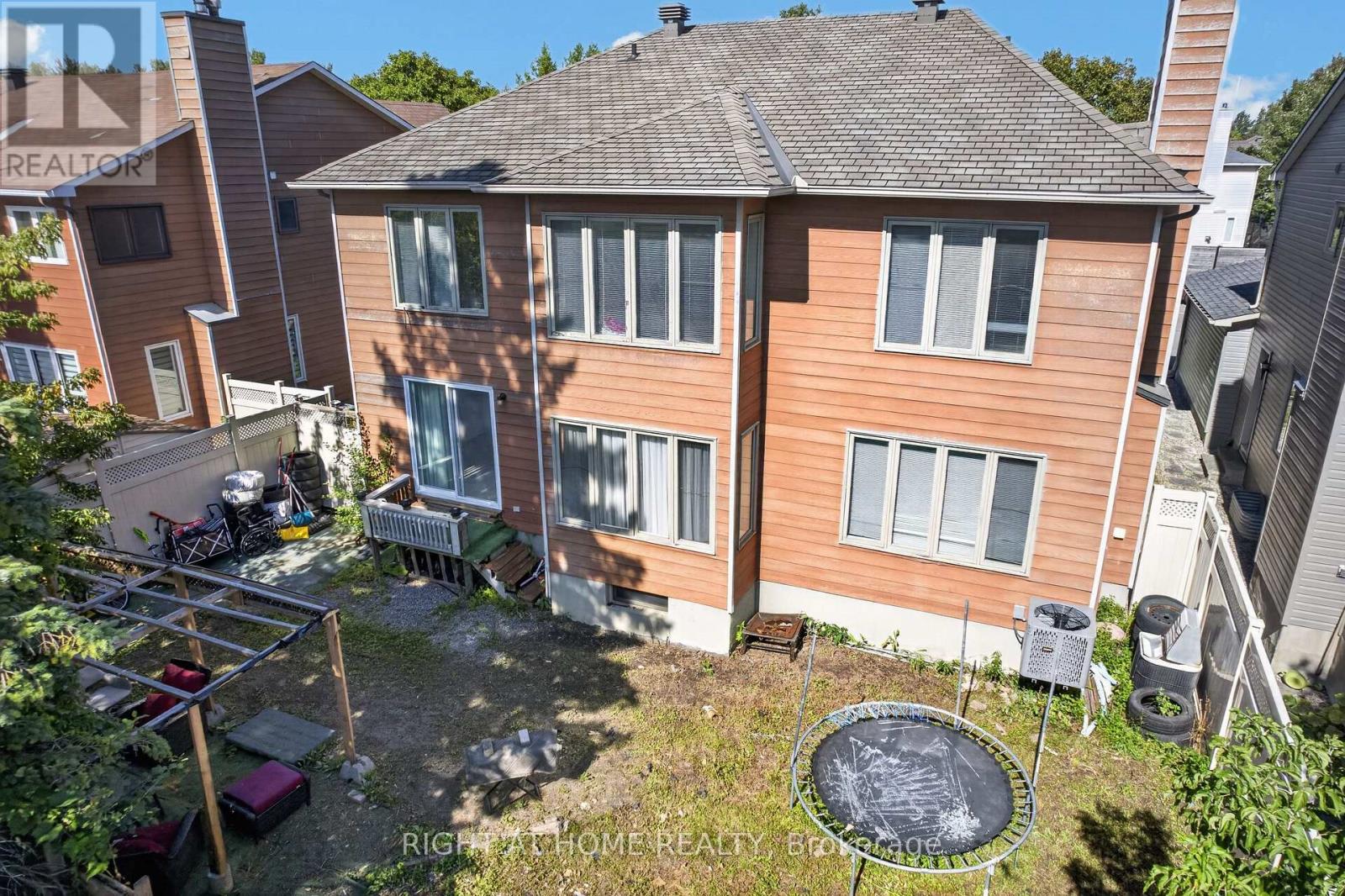12 BASLAW DRIVE, Ottawa — photo 5