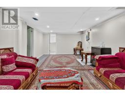 12 Baslaw Drive, Ottawa, ON K1G5J8 Photo 34