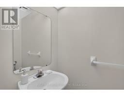 12 Baslaw Drive, Ottawa, ON K1G5J8 Photo 39
