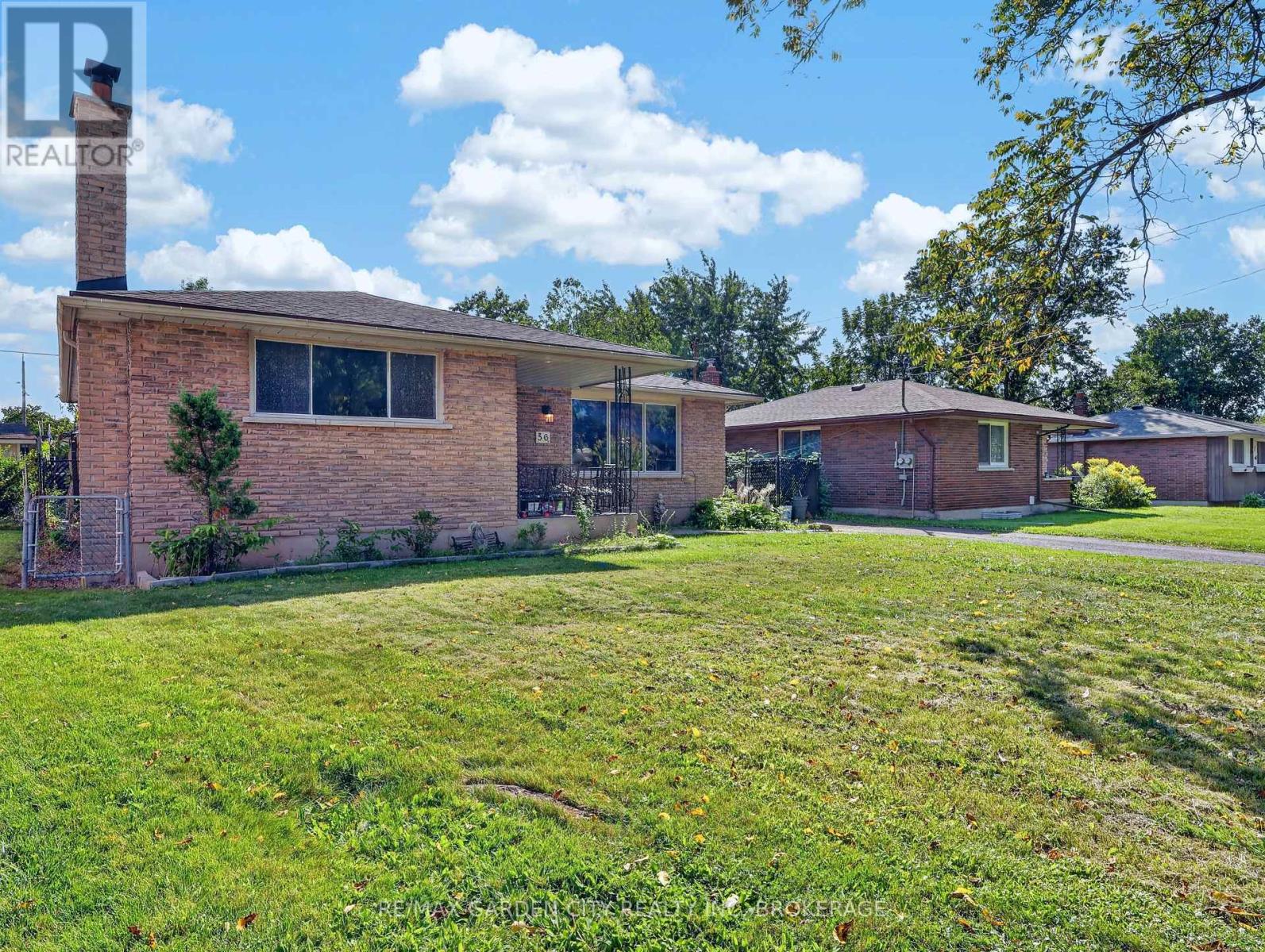 56 BURNESS DRIVE - 3