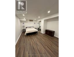 7 Lakewoods Street, Richmond Hill, ON L4E0B5 Photo 7