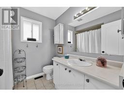 408 Flanagan Court, Newmarket, ON L3X2E9 Photo 18