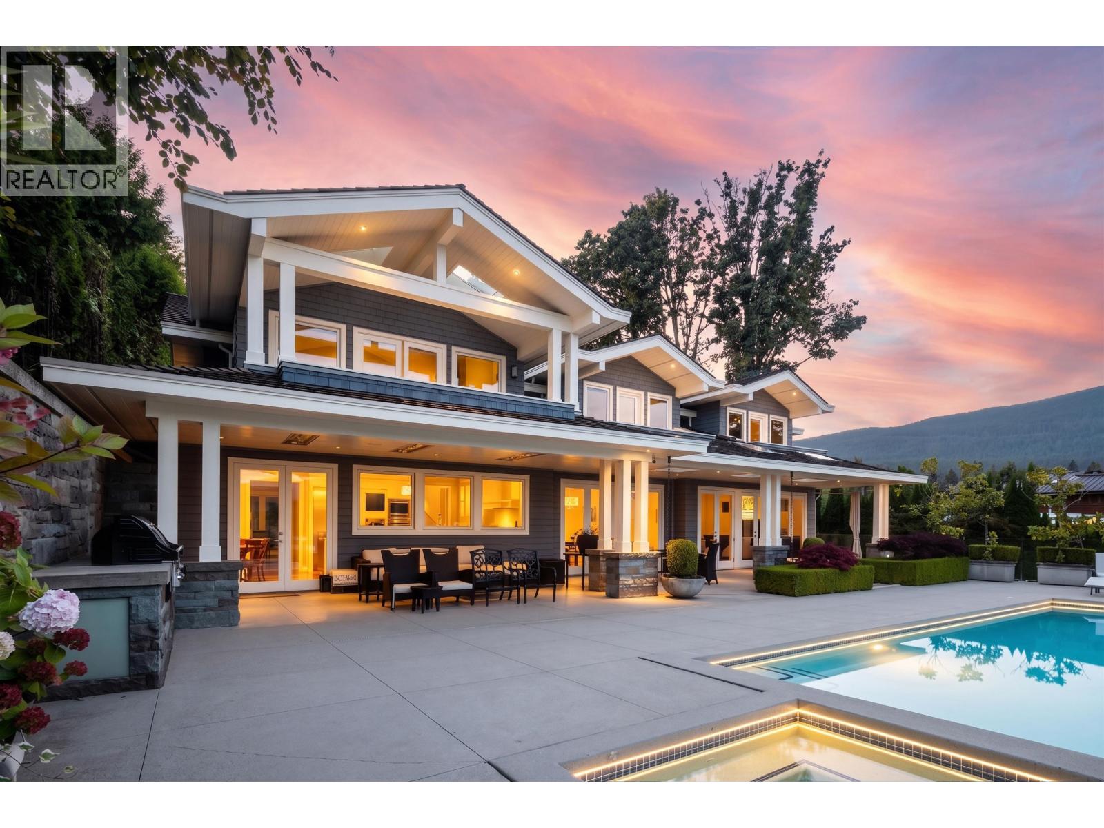 791 BEACHVIEW Drive, North Vancouver, British Columbia, V7G1P8, North Vancouver, British Columbia — photo 4 of 5