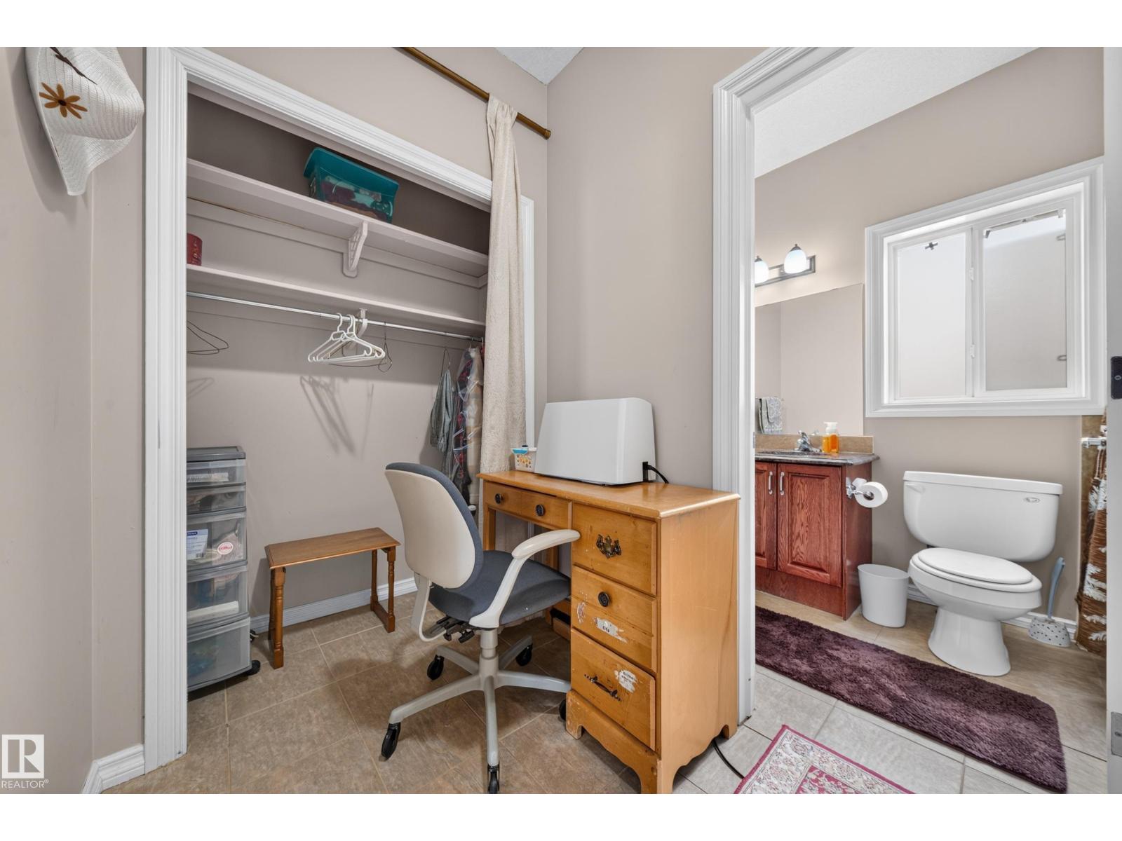 16423 61 ST NW - 54