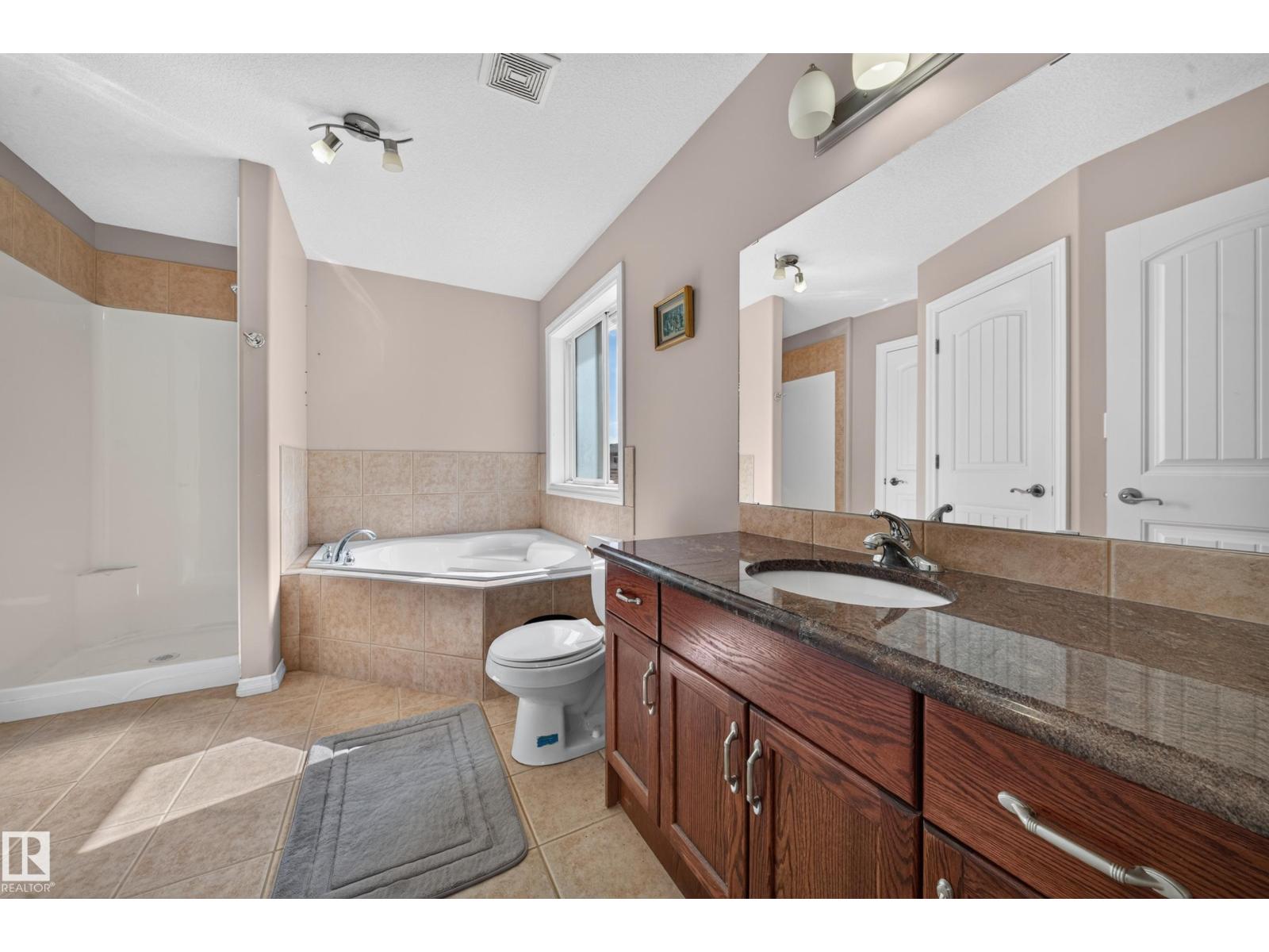 16423 61 ST NW - 46