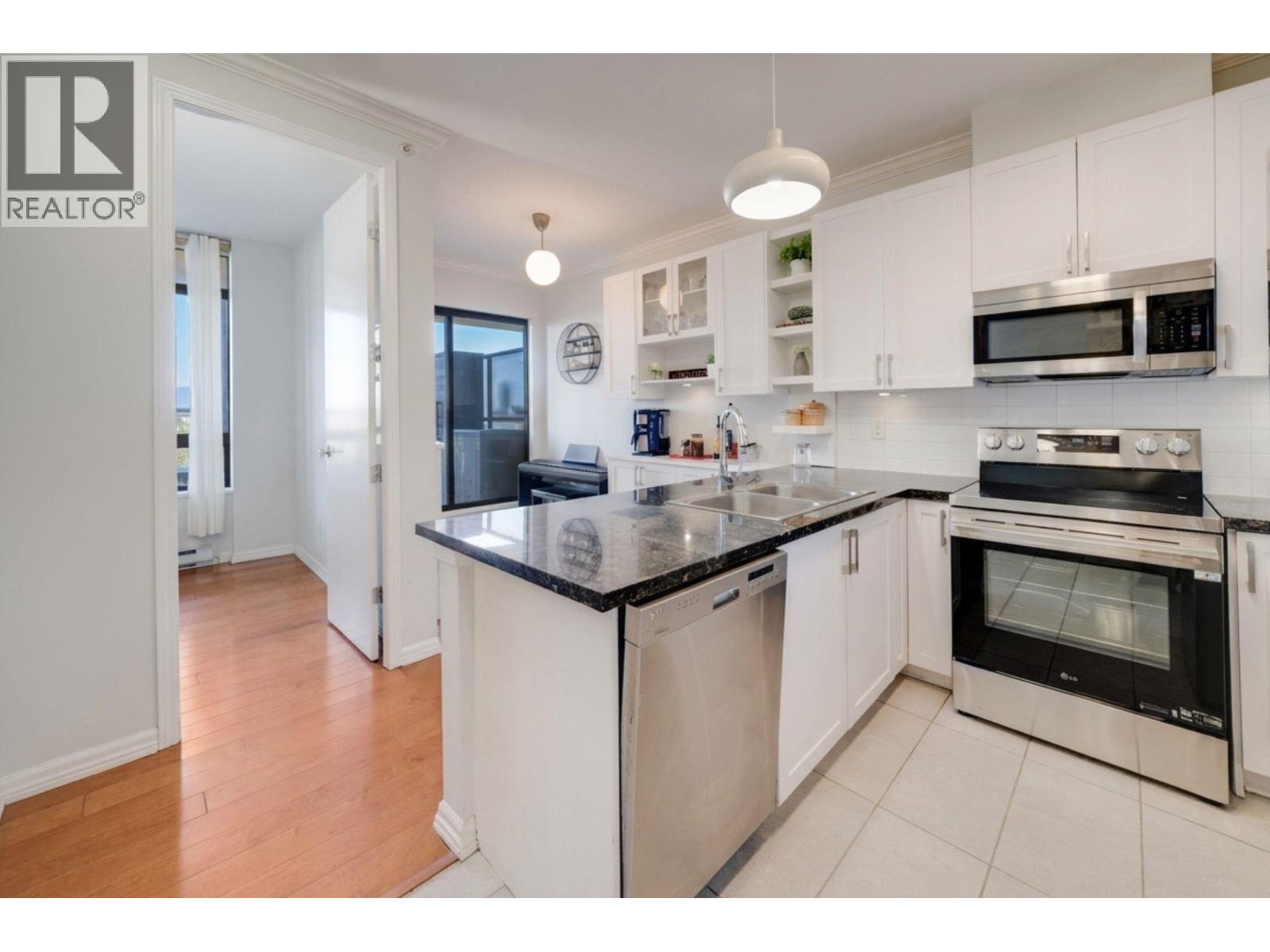1603 6833 STATION HILL DRIVE, Burnaby — photo 3