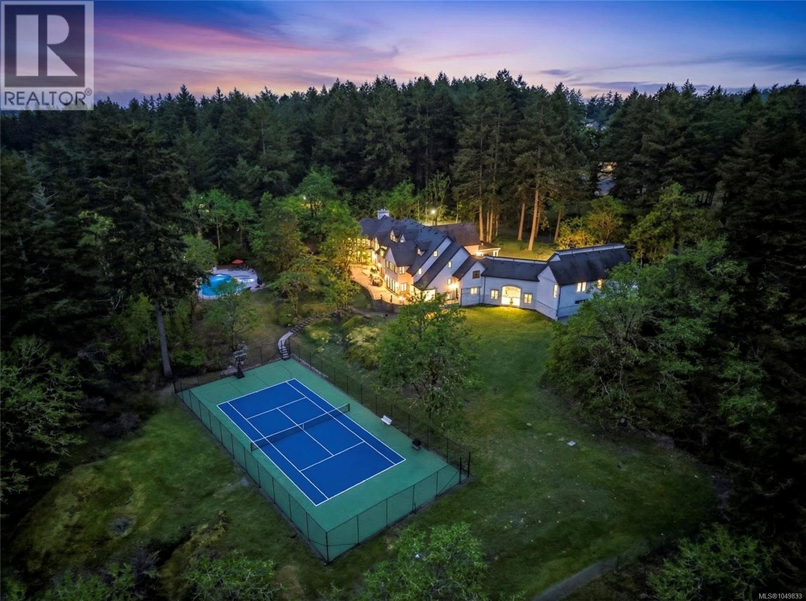1708 Woodsend Dr - 76