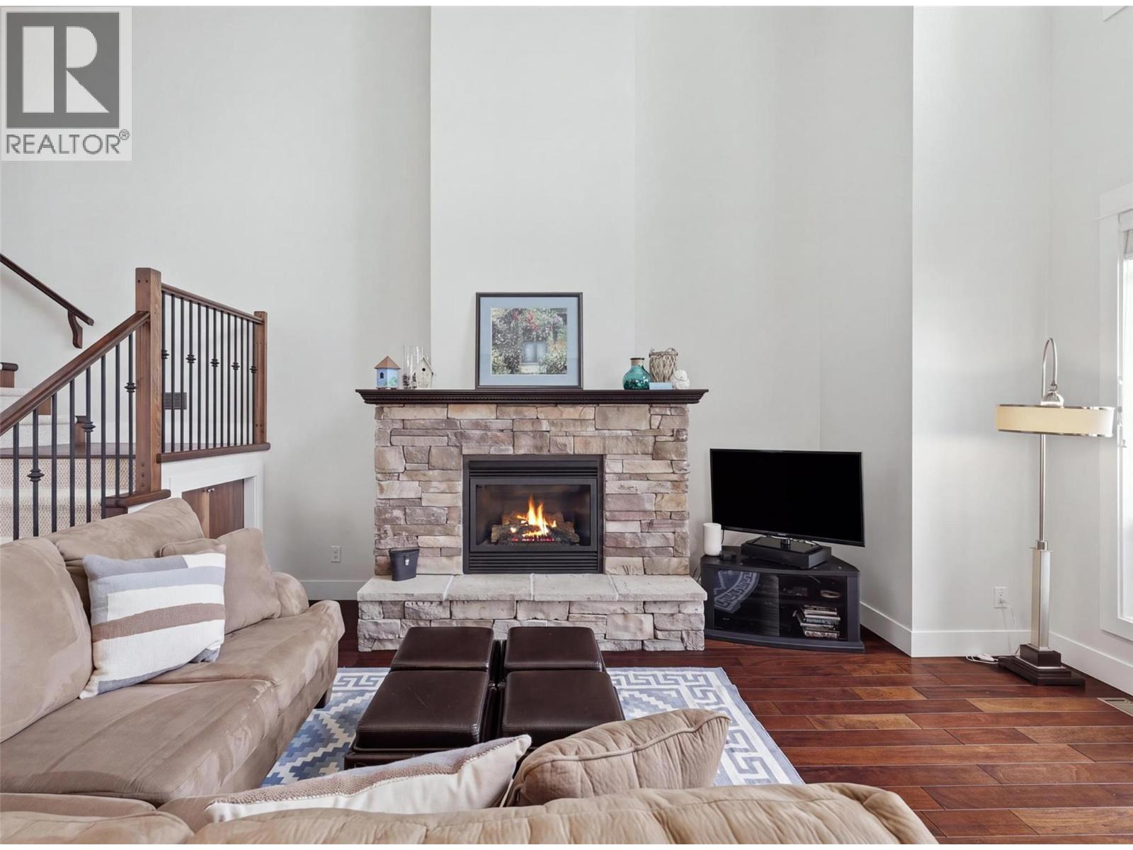 3950 Express Point Road Unit# 8, Scotch Creek