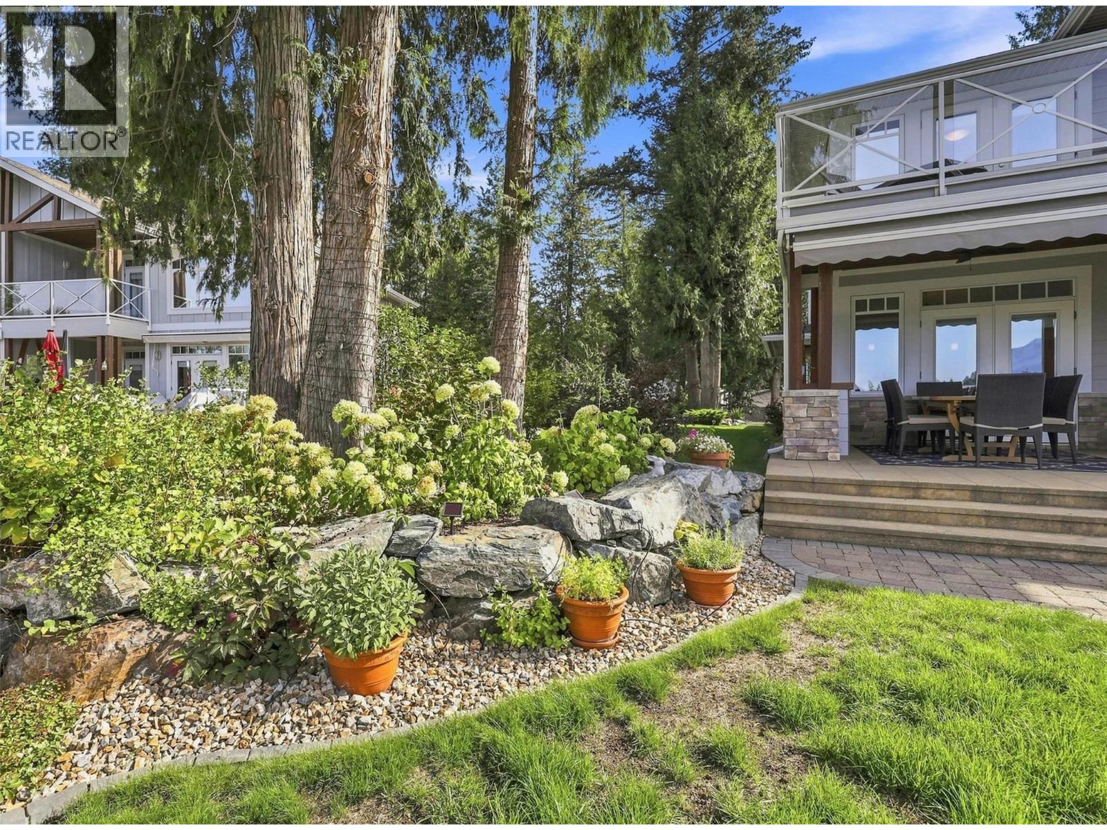 3950 Express Point Road Unit# 8, Scotch Creek