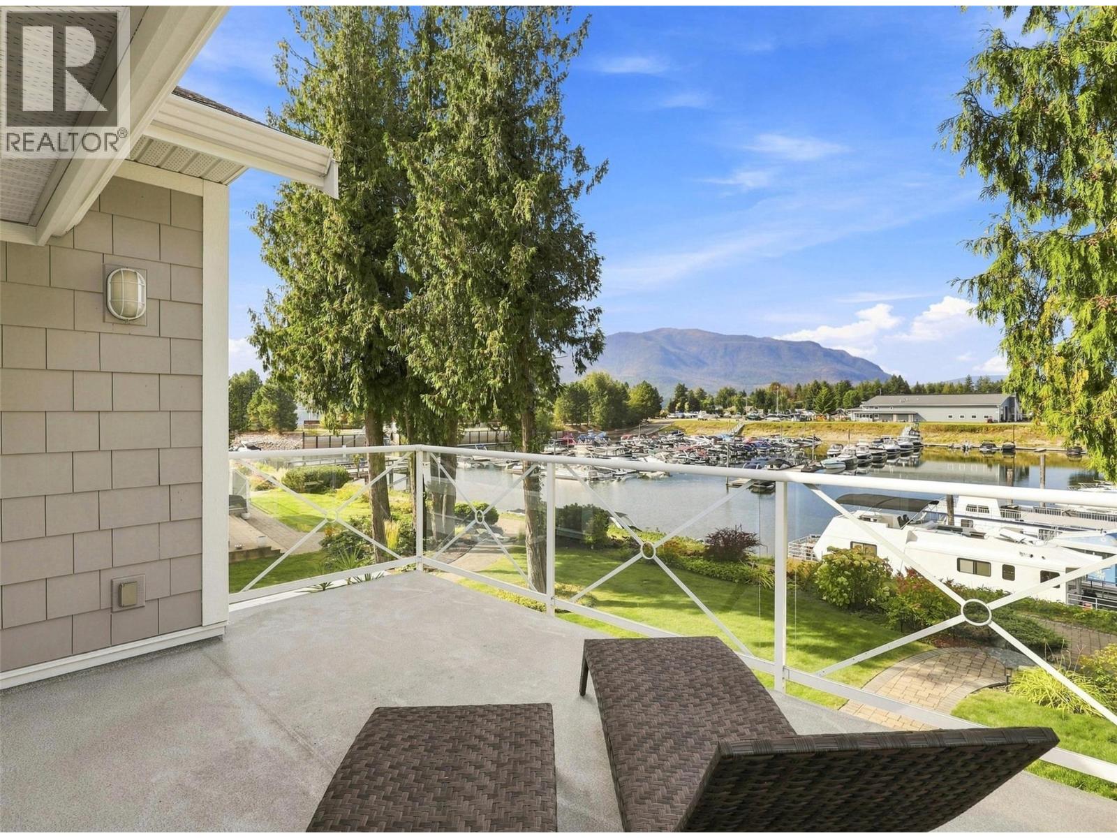 3950 Express Point Road Unit# 8, Scotch Creek