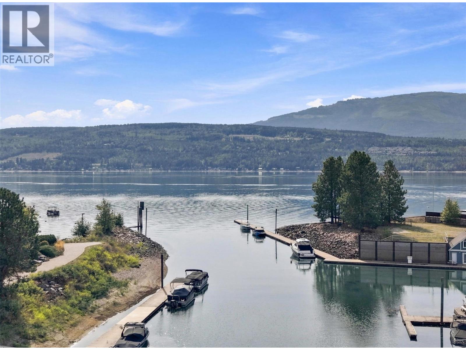 3950 Express Point Road Unit# 8, Scotch Creek