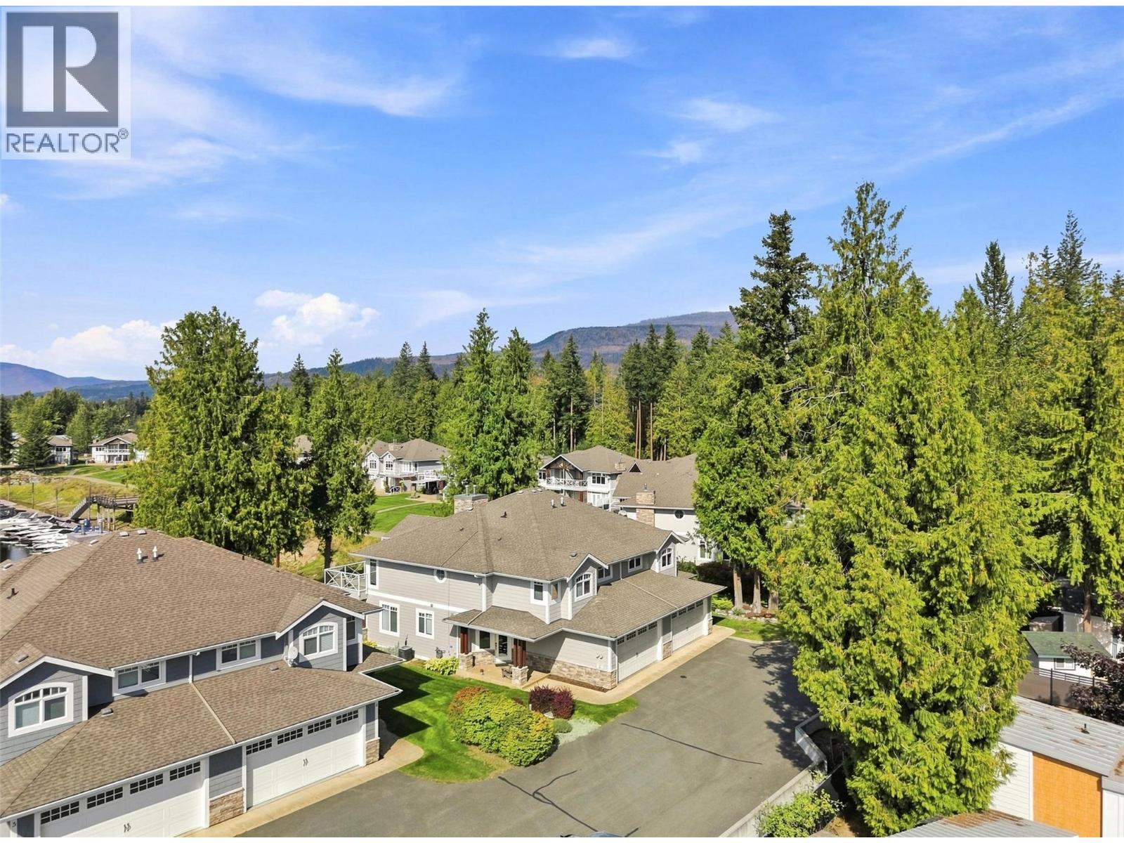3950 Express Point Road Unit# 8, Scotch Creek