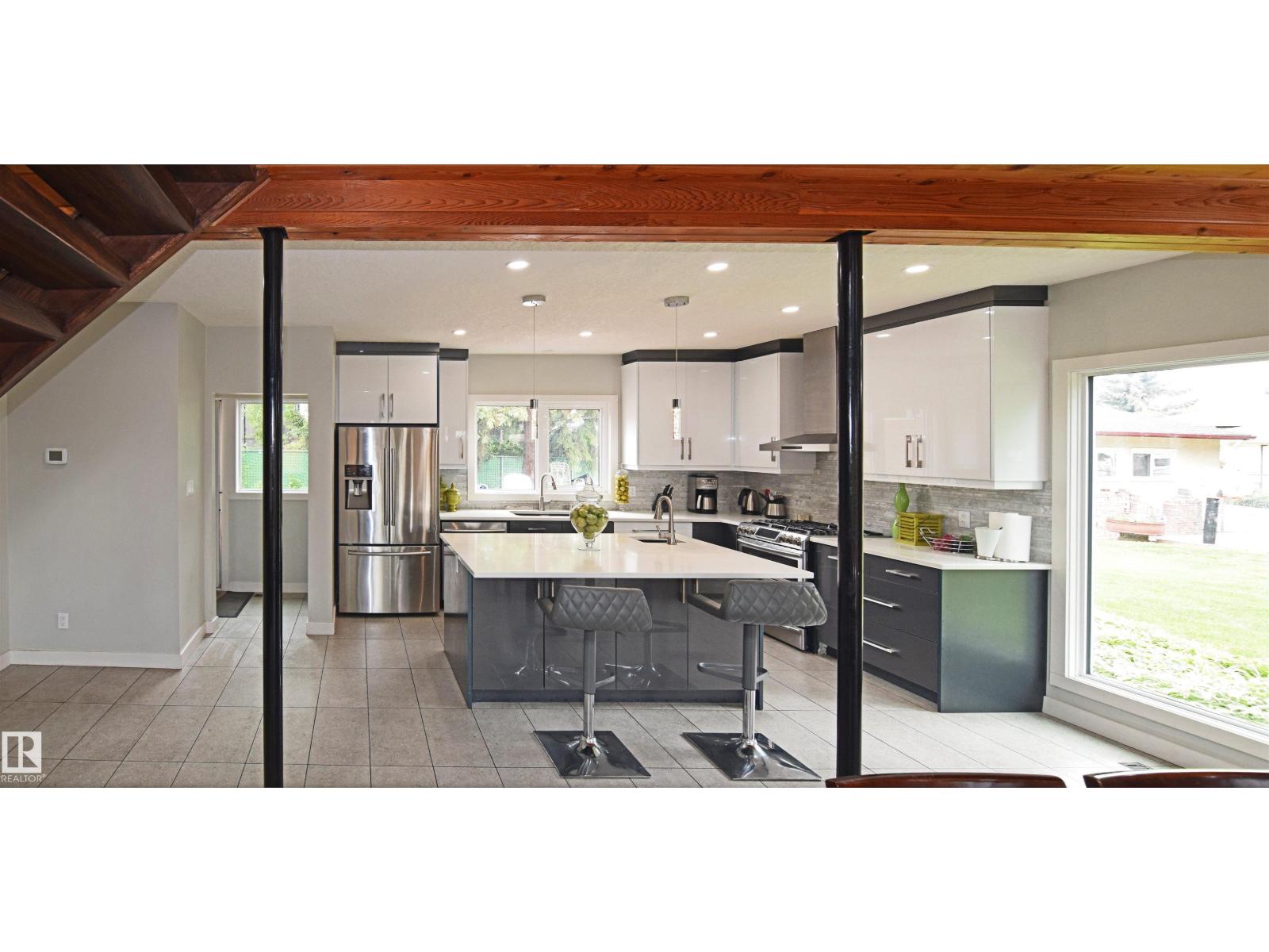 9657 68A ST NW - Image 10