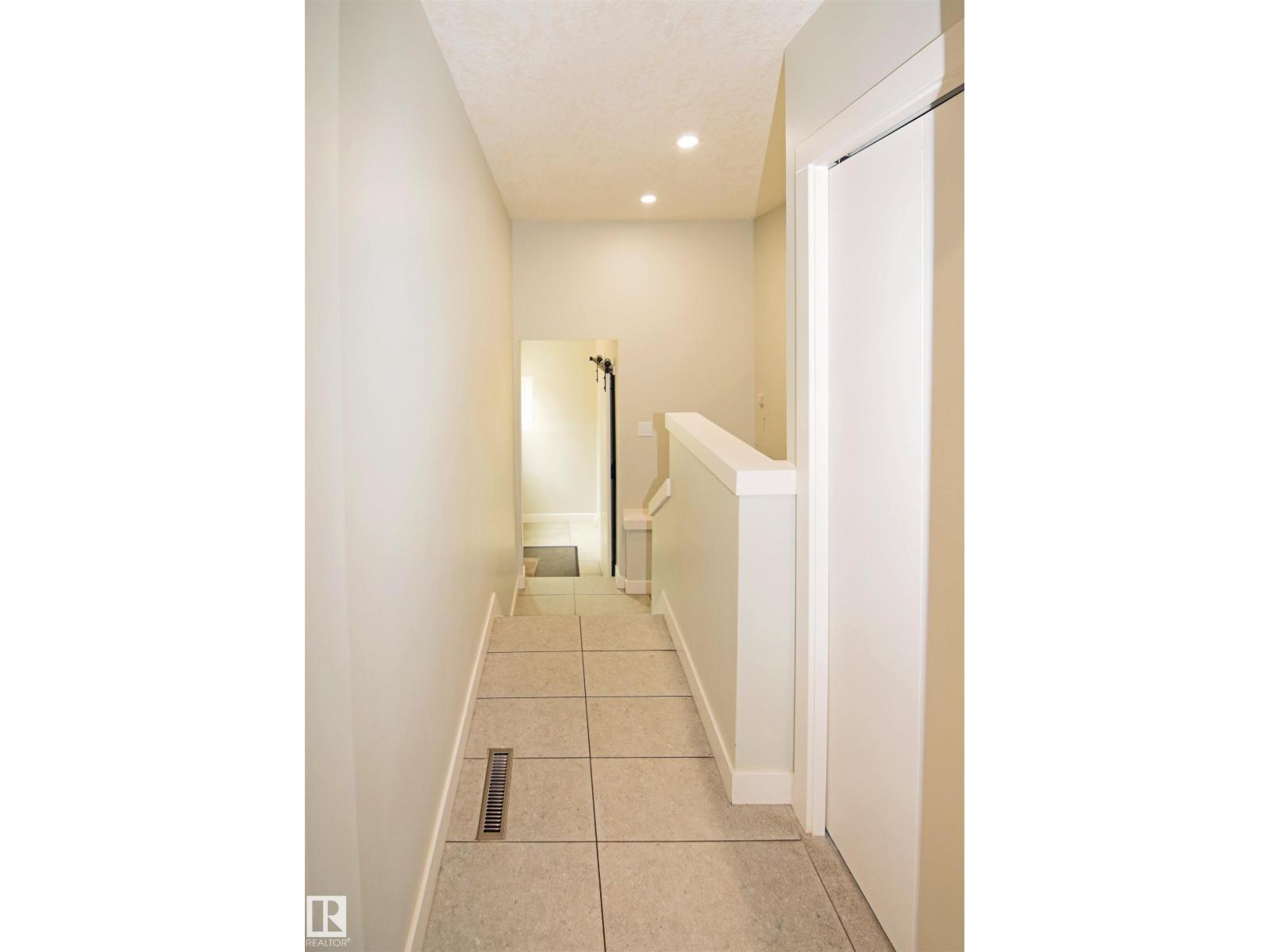 9657 68A ST NW - Image 22