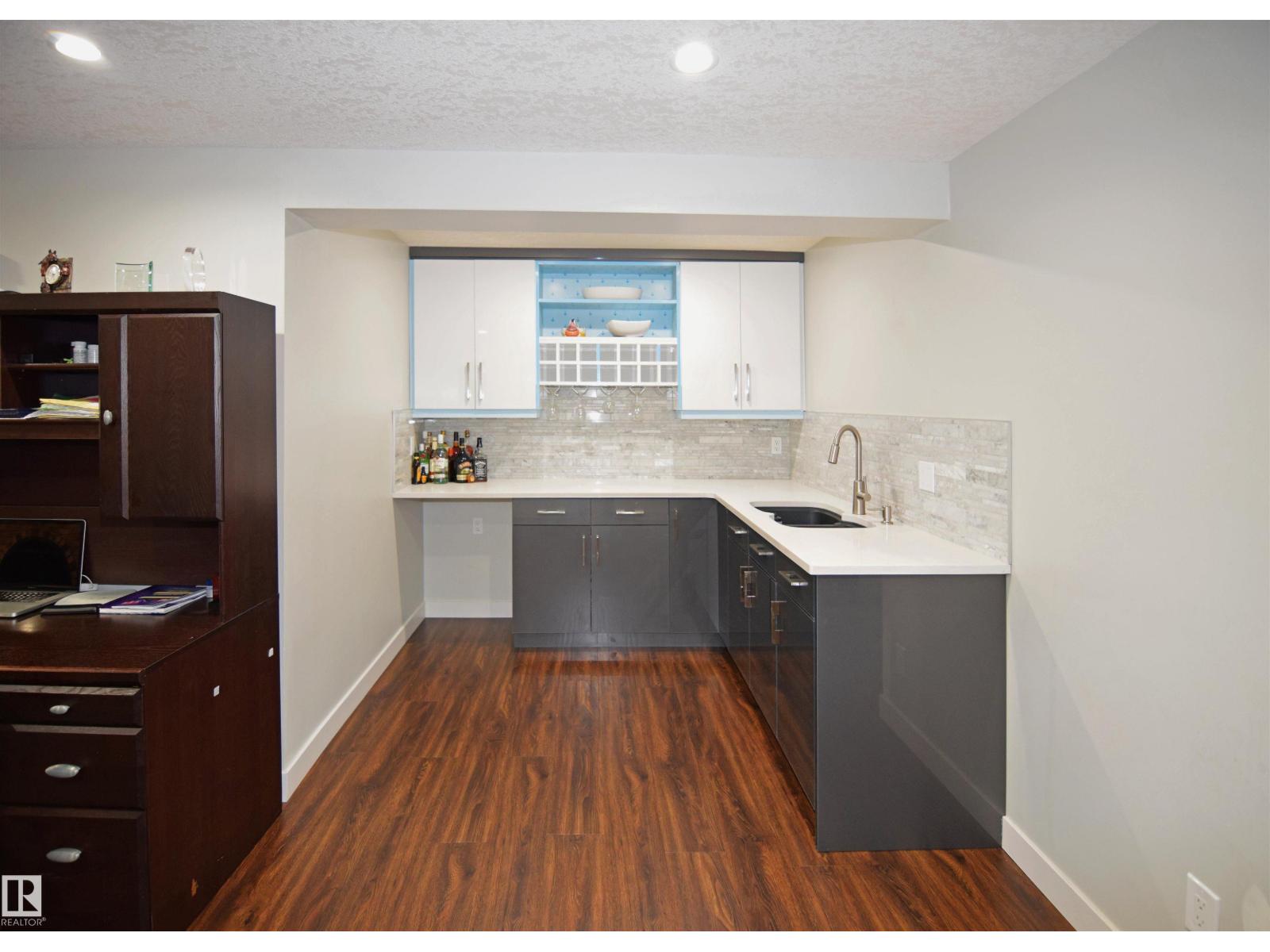 9657 68A ST NW - Image 23