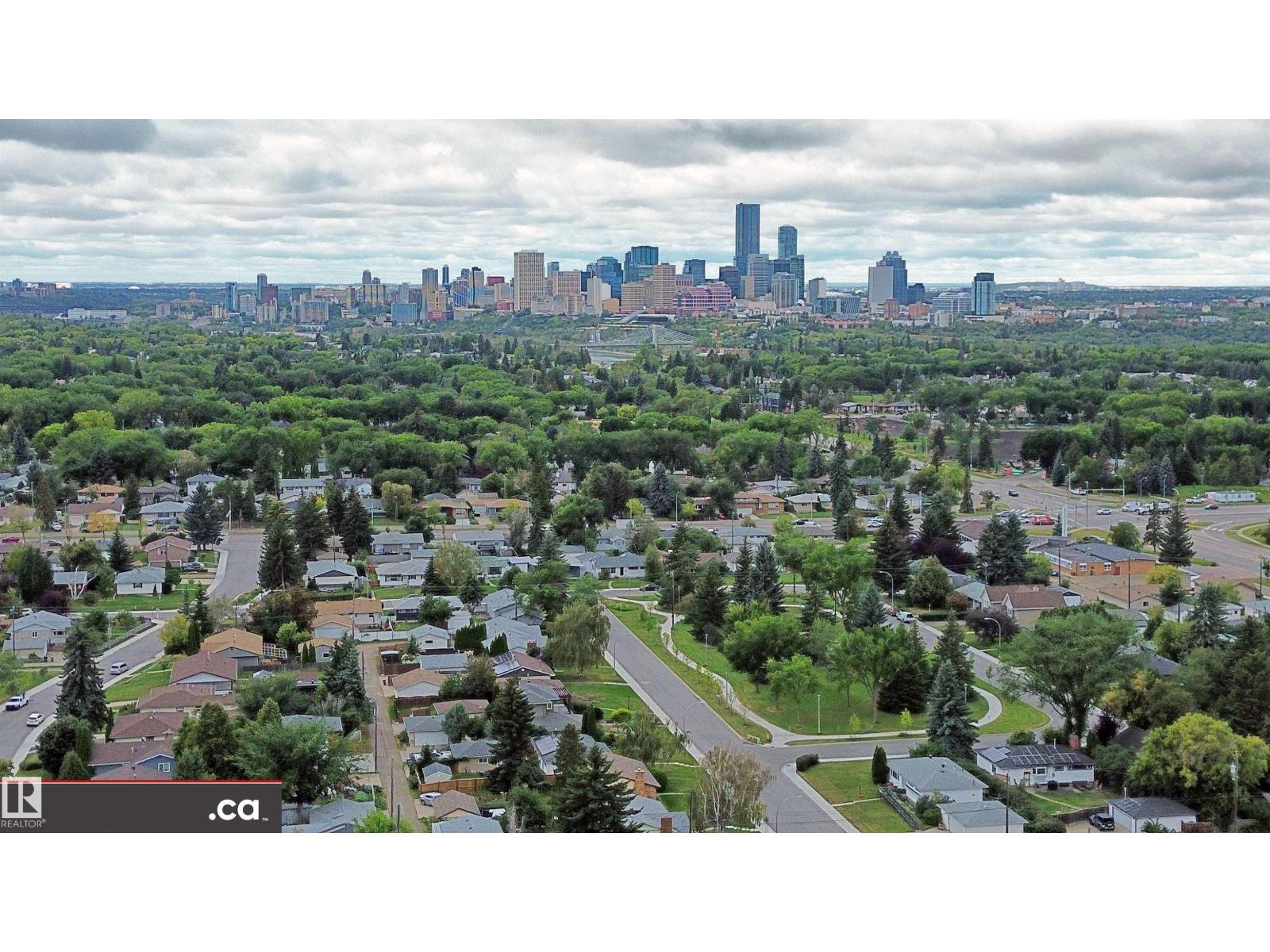 9657 68A ST NW - 52
