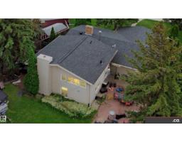 9657 68a St Nw, Edmonton, AB T6B1V3 Photo 35