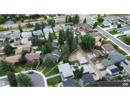 9657 68a St Nw, Edmonton, AB T6B1V3 Photo 40