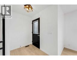 124 Castlebrook Road NE - photo 3