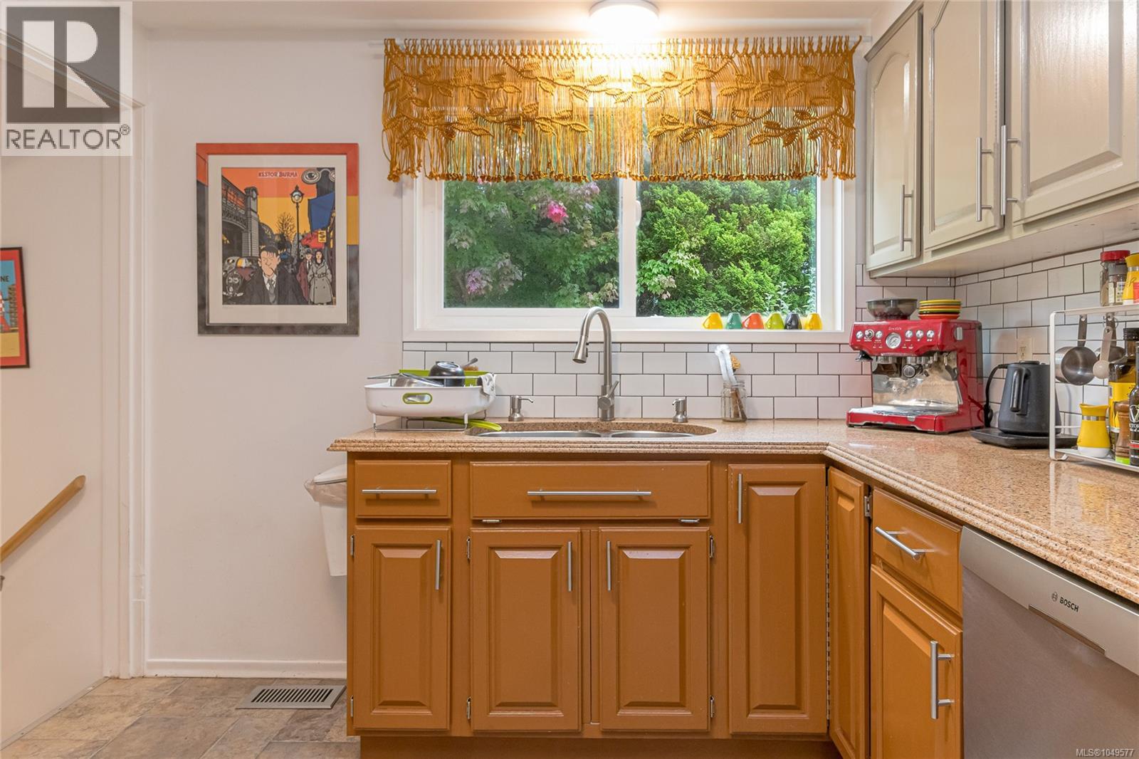 644 Fernhill Rd - 21