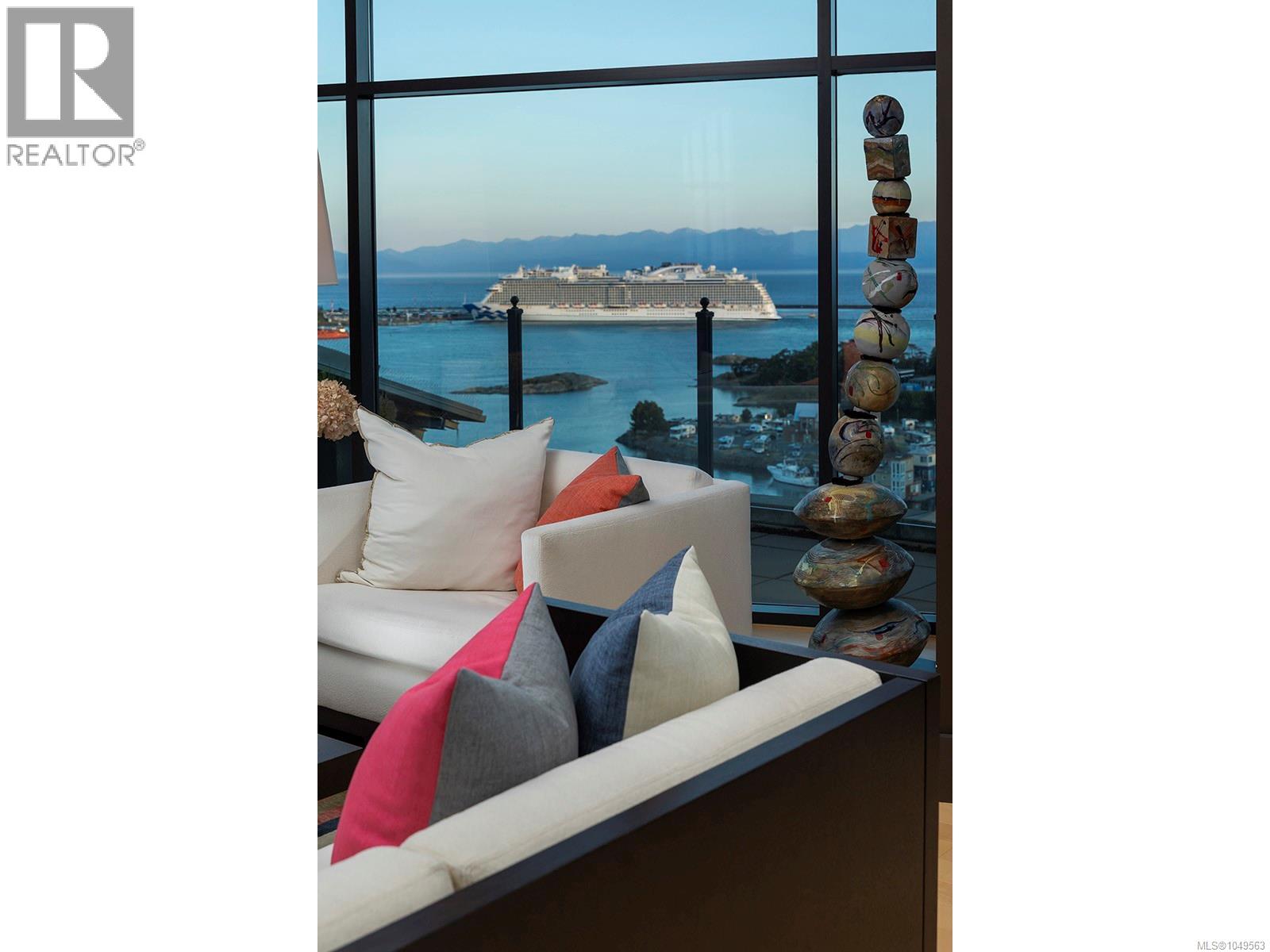 #910 845 Dunsmuir Rd - 37