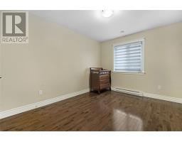 14 Alma Avenue thumbnail 13