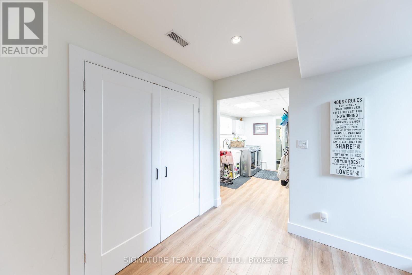 21 LISA CRESCENT - Image 30