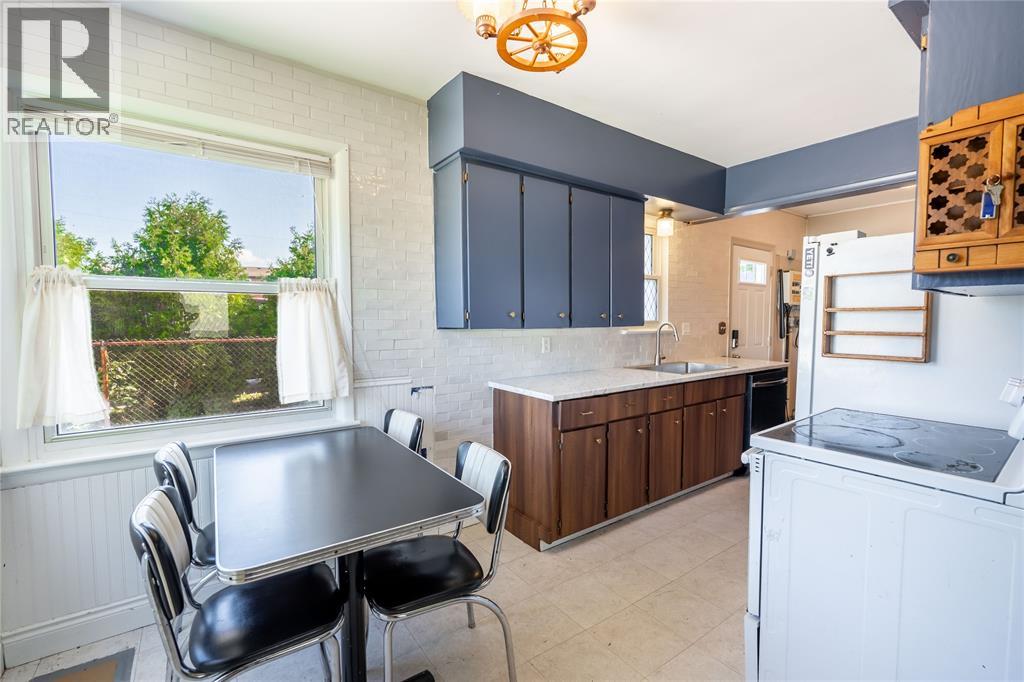 199 FANE STREET - 6