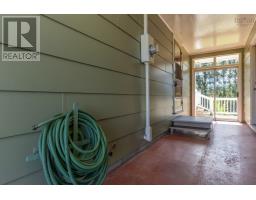 Family room - 9520 Highway 1, Bridgetown East, NS B0S1C0 Photo 8