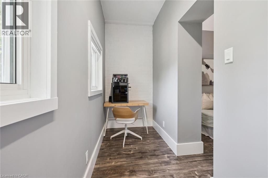 54 WILLOW Street - 24