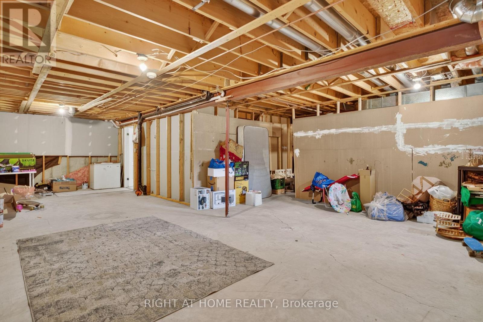 12 BASLAW DRIVE, Ottawa. Luxury613. By Peter Sagos - Image 38