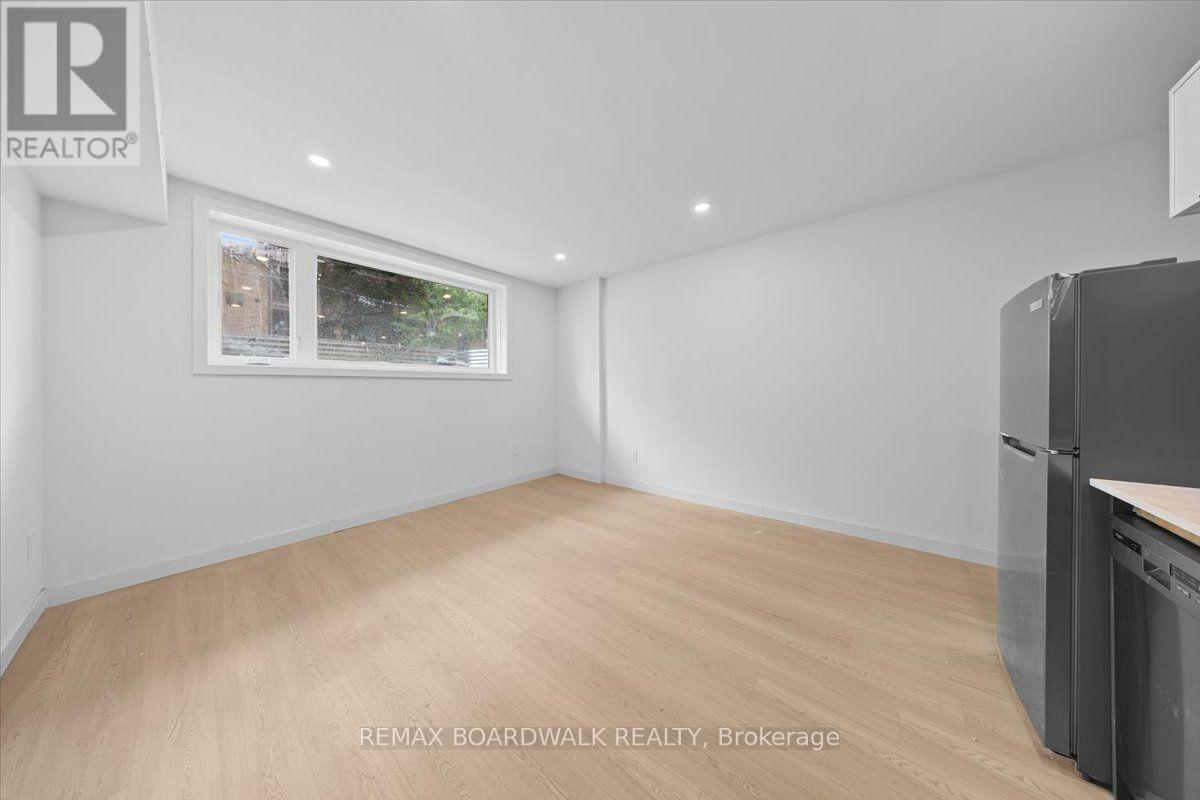 3 Bed, 2 Bath Multi-Family for Rent in Ottawa – UNIT 1 – 315 SAVARD AVENUE, Ottawa – MLS# X13788720 - Image 8