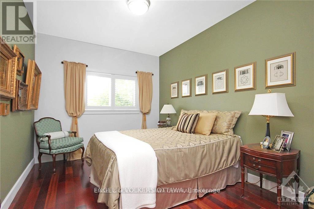 House for Rent in Ottawa – 281 KIRCHOFFER AVENUE, Ottawa – By Peter Sagos - Image 9