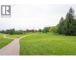 218 Pinedale Drive, Kitchener, ON N2E1K3 Photo 16