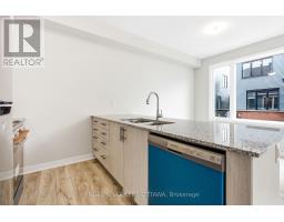 418 Les Emmerson Drive, Ottawa, ON K2J4J4 Photo 8