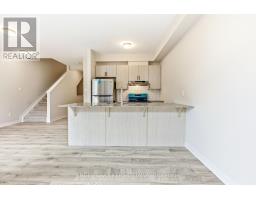 418 Les Emmerson Drive, Ottawa, ON K2J4J4 Photo 9